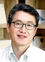 저자 사진